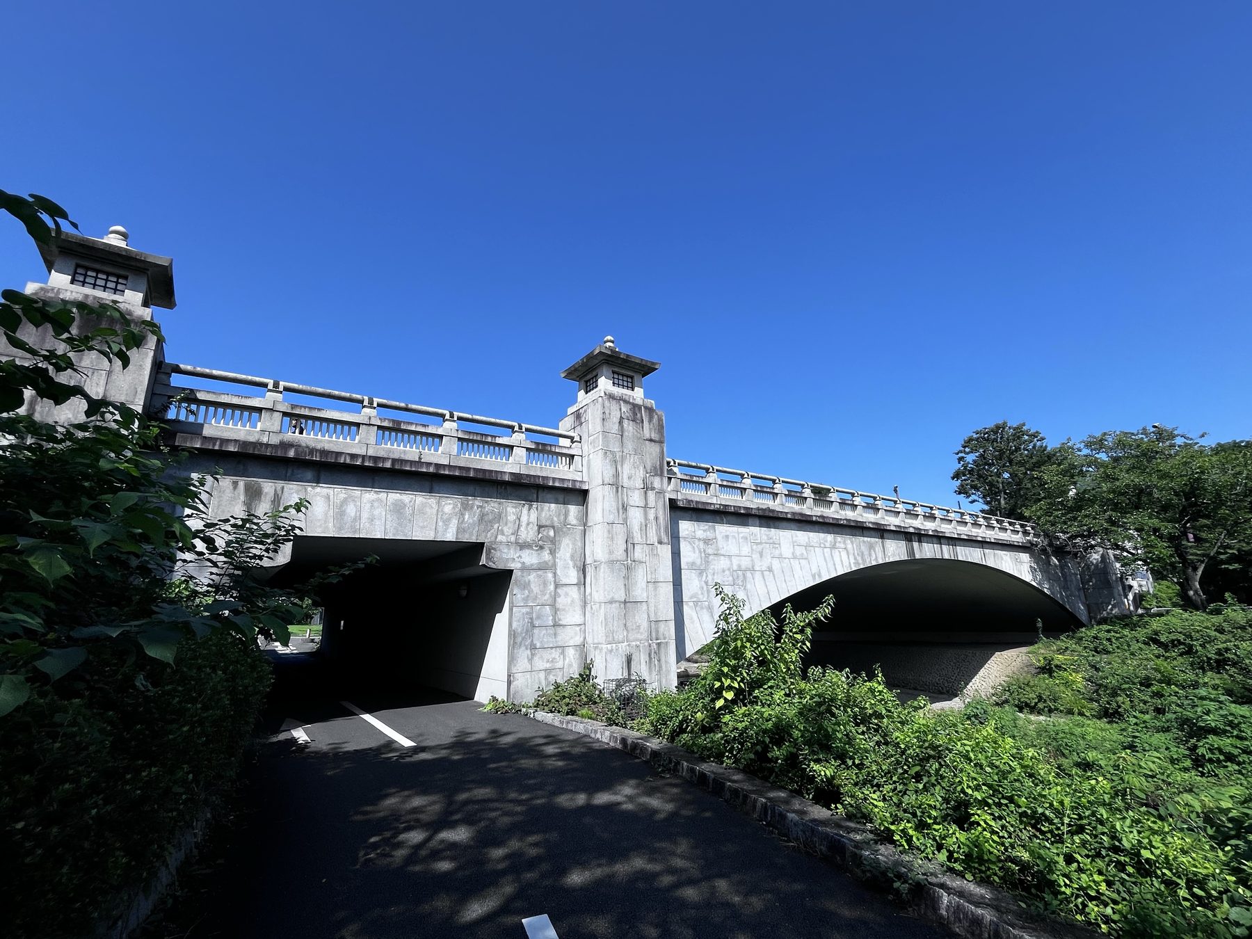 南浅川に架かる橋